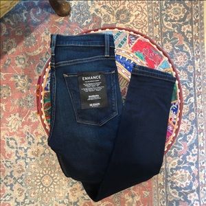 NWT Hudson Barbara skinny jeans sz. 25
